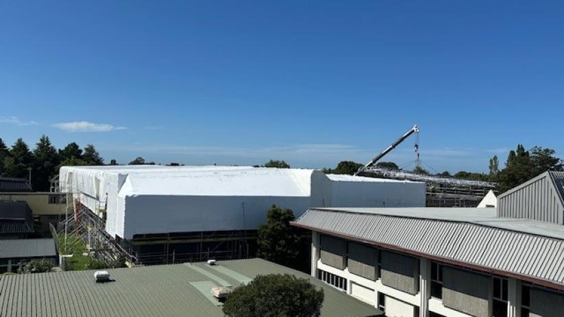 uni roof shrinkwrap pic
